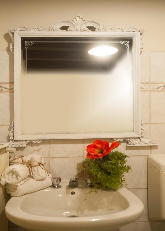 Casa Torrazzo Apartment Pisogne Bagian luar foto