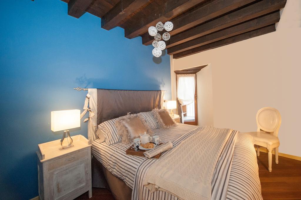 Casa Torrazzo Apartment Pisogne Bagian luar foto
